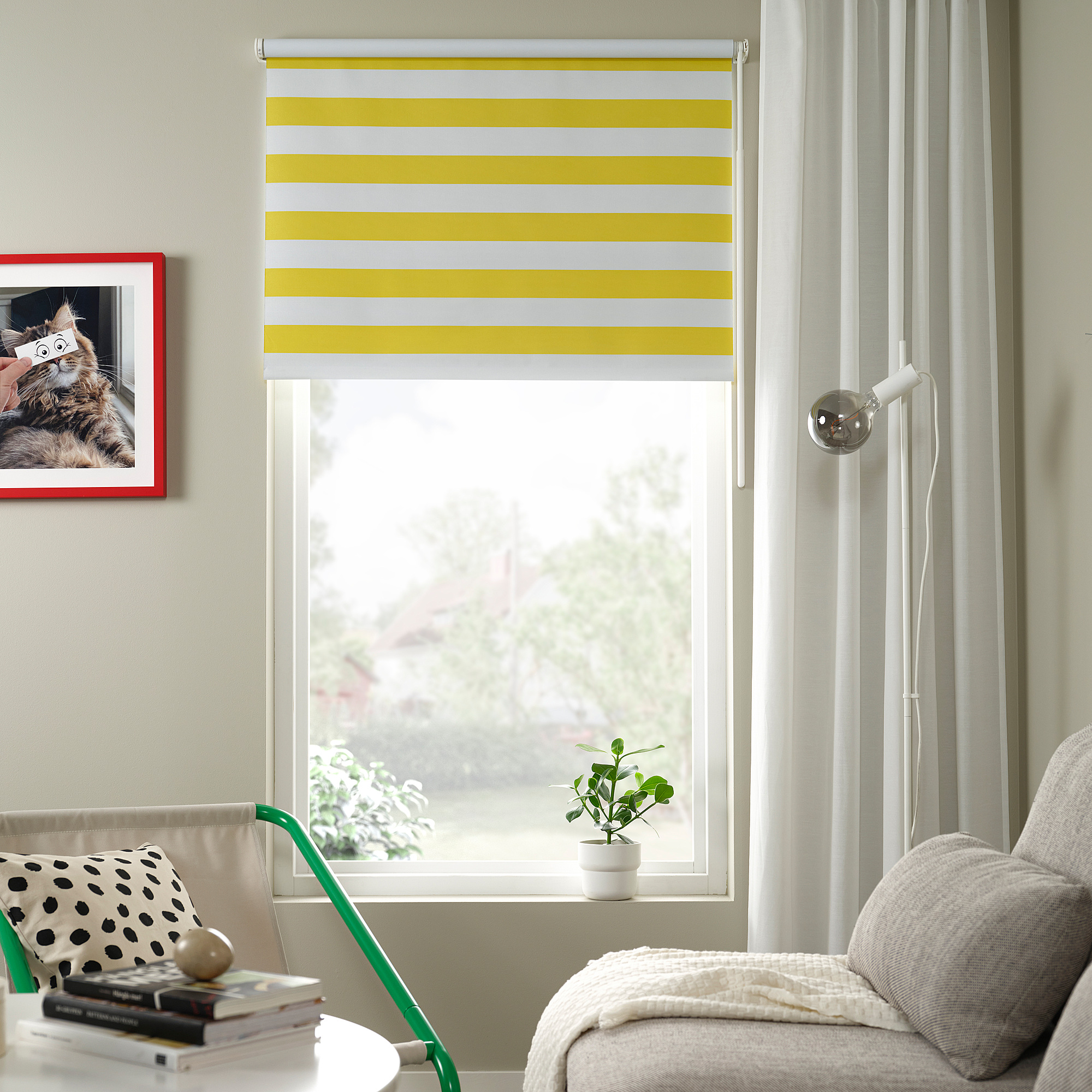 FRIDANS block-out roller blind